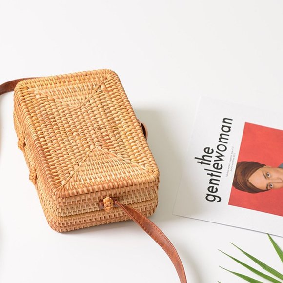 Rectangle Rattan Hand Woven Cross Body Bag - Picture 4 of 5